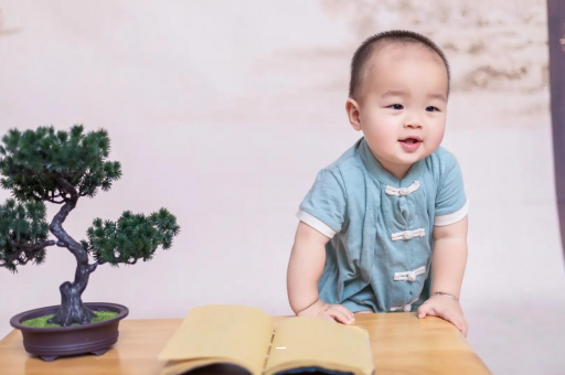 进贤怀孕肚子坠坠的感觉